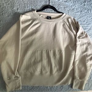 Women’s XL Nike sweatshirt